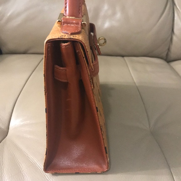 MCM Kelly bag - Picture 3 of 8